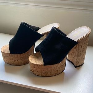 Pretty Little Thing Platform Sandals